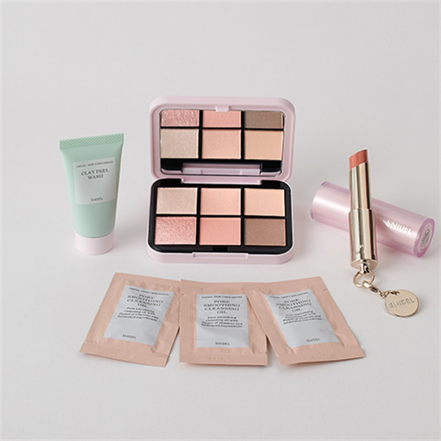 初回限定パッケージ SNIDEL BEAUTY アイデザイナー n 01 アイデザイナー n 01 Coral Charm（初回限定パッケージ